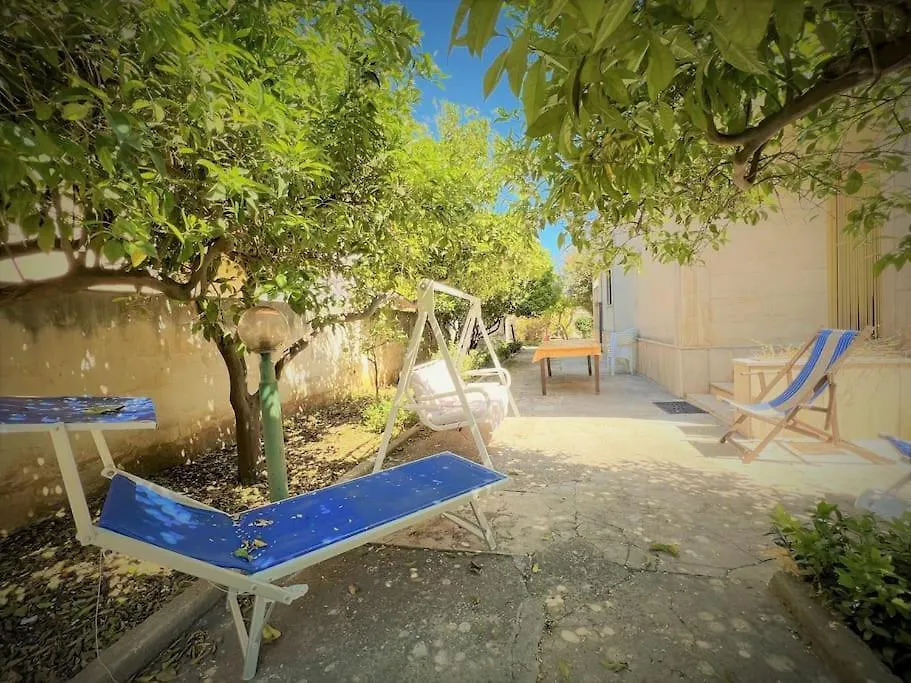 Apartment Dx Appartamento Fiori D Arancio Tonnara di Bonagia